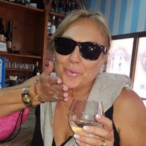 Milf Lévis cherche jeune bien monté