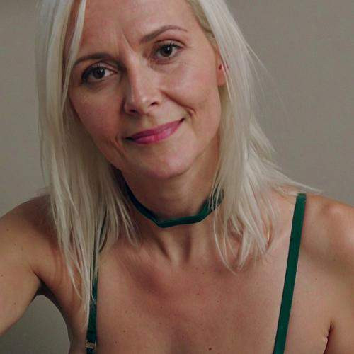 Belle femme milf et cougar pour certains